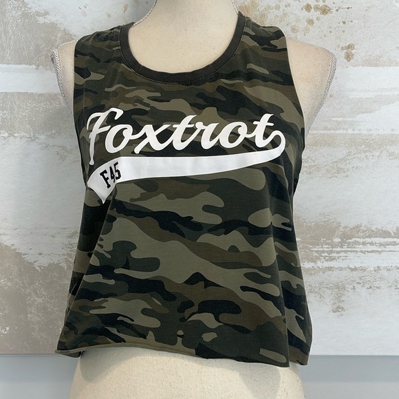 F45 Cropped Sleeveless Tee muscle camo tank FOXTROT - Picture 1 of 4